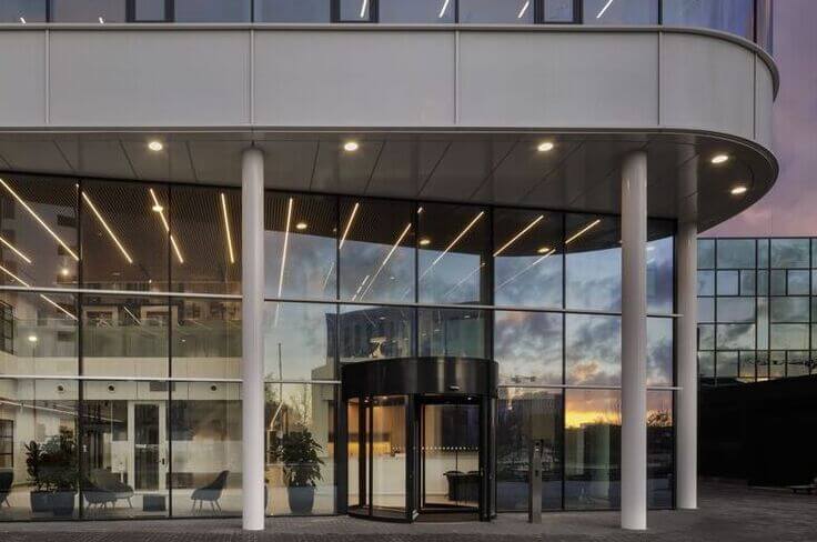 The rol of the right material for the right atmosphere